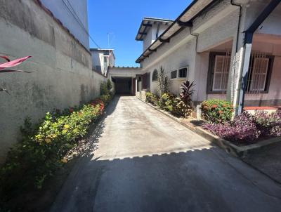 Casa para Venda, em Duque de Caxias, bairro Chcaras Arcampo, 6 dormitrios, 5 banheiros, 1 sute, 7 vagas