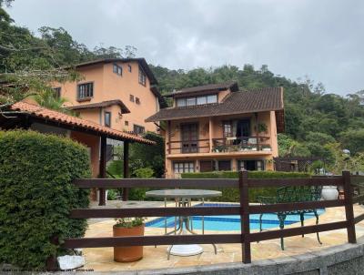 Apartamento para Venda, em Terespolis, bairro Carlos Guingle, 3 dormitrios, 3 banheiros, 1 sute, 1 vaga
