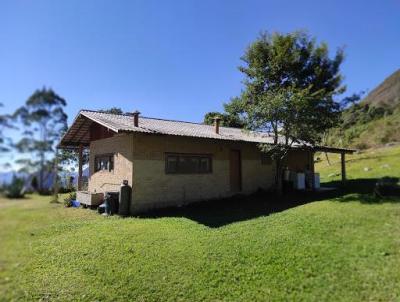Casa para Venda, em Terespolis, bairro Posse, 2 dormitrios, 3 banheiros, 2 sutes