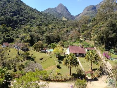Sítio / Chácara para Venda, em Teresópolis, bairro Vargem Grande, 3 dormitórios, 1 banheiro, 1 suíte, 2 vagas