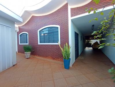 Casa para Venda, em Jaboticabal, bairro X, 3 dormitrios, 2 banheiros, 1 sute, 2 vagas