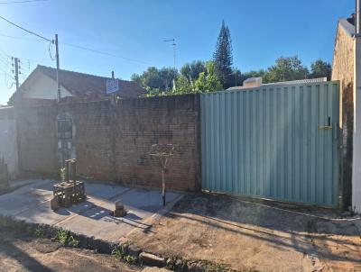 Casa para Locao, em Martinpolis, bairro Parque Residencial Oasis, 2 dormitrios, 1 banheiro, 1 vaga