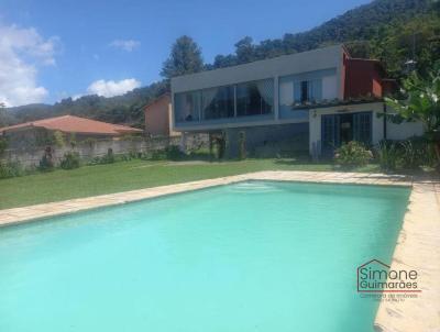 Casa para Venda, em Terespolis, bairro Granja Comary, 3 dormitrios, 2 banheiros, 1 sute, 2 vagas