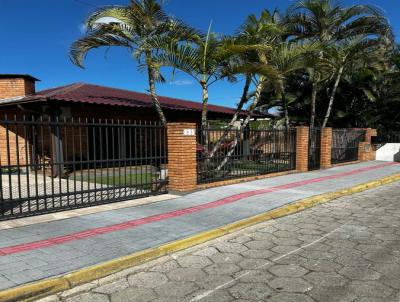 Casa para Venda, em Balnerio Piarras, bairro Centro, 2 dormitrios, 2 banheiros, 1 sute, 2 vagas