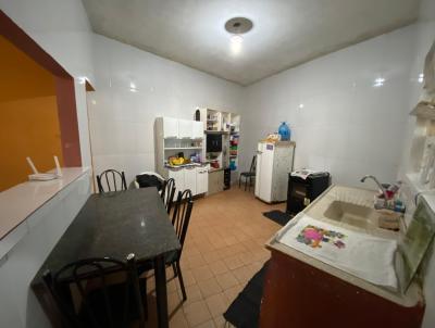 Casa para Venda, em Itanhaém, bairro Cabuçu, 3 dormitórios, 2 banheiros, 4 vagas