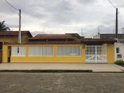 Casa para Venda, em Itanhaém, bairro Jardim Regina, 2 dormitórios, 1 banheiro, 1 suíte, 3 vagas