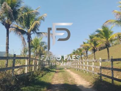 Fazenda para Venda, em Cachoeiras de Macacu, bairro Papucaia, 4 dormitrios, 3 banheiros, 2 sutes, 2 vagas