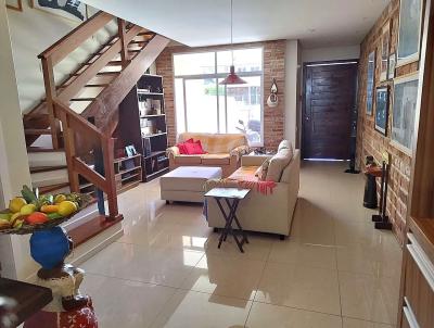 Sobrado para Venda, em Florianpolis, bairro Lagoa da Conceio, 3 dormitrios, 3 banheiros, 1 sute, 2 vagas