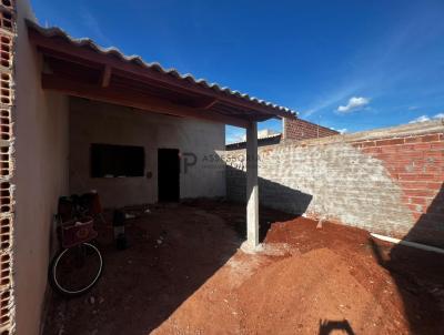 Casa Geminada para Venda, em Jataí, bairro Residencial Bandeirantes, 2 dormitórios, 1 banheiro, 1 vaga