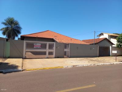 Casa para Venda, em Ribas do Rio Pardo, bairro Santos Dumont