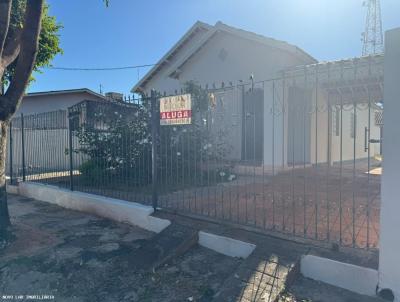 Casa para Locao, em Adamantina, bairro Centro, 2 dormitrios, 1 banheiro, 2 vagas