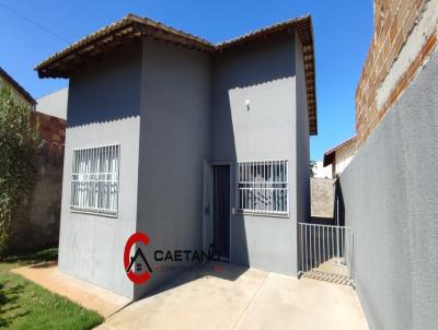Casa para Venda, em Caldas Novas, bairro Recanto de Caldas, 3 dormitrios, 2 banheiros, 1 sute, 2 vagas