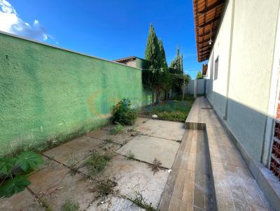 Casa para Venda, em Vianópolis, bairro Setor Delfino, 3 dormitórios, 3 banheiros, 1 suíte, 3 vagas