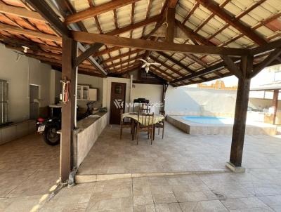 Casa para Venda, em Cambori, bairro Santa Regina, 2 dormitrios, 3 banheiros, 2 sutes, 2 vagas