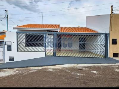 Casa para Venda, em Avaré, bairro Rancho Alegre, 2 dormitórios, 2 banheiros, 2 vagas