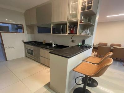 Casa para Locação, em Uberlândia, bairro Brasil, 3 dormitórios, 3 banheiros, 1 suíte, 3 vagas