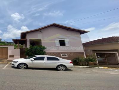 Casa para Venda, em Conceio dos Ouros, bairro Centro, 3 dormitrios, 1 banheiro, 1 vaga