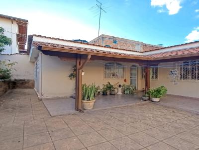 Casa para Locao, em Belo Horizonte, bairro Jardim Guanabara, 2 dormitrios, 1 banheiro, 2 vagas