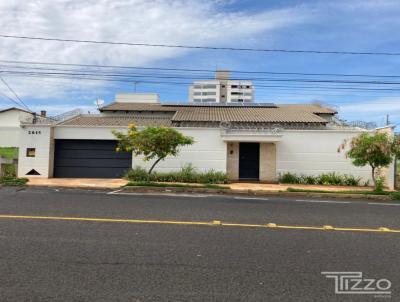 Casa para Venda, em Uberlndia, bairro Segismundo Pereira, 4 dormitrios, 3 banheiros, 2 sutes, 2 vagas