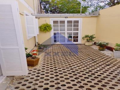 Casa em Condomnio para Locao, em Canoas, bairro Ftima, 2 dormitrios, 1 banheiro, 1 sute, 2 vagas