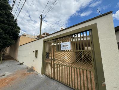 Casa para Venda, em Presidente Prudente, bairro Vila Santa Tereza, 2 dormitrios, 1 banheiro, 2 vagas