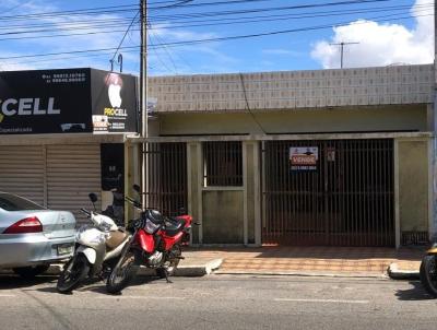 Casa para Venda, em Arapiraca, bairro Centro, 4 dormitrios, 2 banheiros, 2 vagas