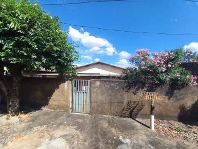 Casa para Venda, em Getulina, bairro Jardim Hilario Penachio, 2 dormitrios, 1 banheiro