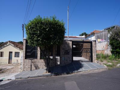 Casa para Venda, em Presidente Prudente, bairro Vila Ramos de Freitas, 6 dormitrios, 3 banheiros, 2 sutes, 2 vagas