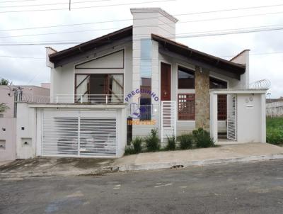 Casa para Venda, em Alfenas, bairro Colinas Park, 4 dormitrios, 4 banheiros, 2 sutes, 2 vagas