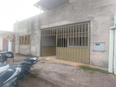 Casa para Venda, em Alfenas, bairro Aparecida, 2 dormitrios, 1 banheiro
