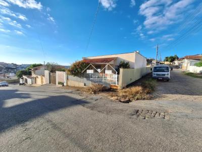 Casa para Venda, em Oliveira, bairro Centro, 3 dormitrios, 1 banheiro, 1 sute, 1 vaga