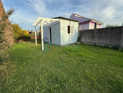 Casa para Venda, em Pelotas, bairro Toussant Lindóia, 1 dormitório, 1 banheiro, 8 vagas