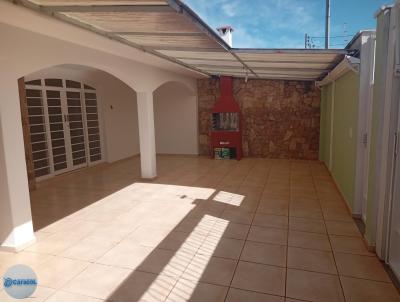 Casa para Locao, em Guaxup, bairro Nova Guaxupe, 3 dormitrios, 3 banheiros, 1 sute, 2 vagas