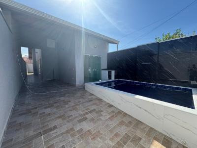 Casa para Venda, em Peruíbe, bairro Balneario São João Batista, 2 dormitórios, 1 banheiro, 1 suíte, 2 vagas