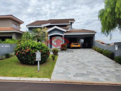 Casa para Venda, em Ourinhos, bairro Loteamento Royal Park, 4 dormitrios, 3 banheiros, 1 sute, 2 vagas