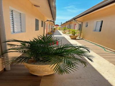 Casa para Venda, em Itanhaém, bairro Cibratel II, 2 dormitórios, 2 banheiros, 1 vaga