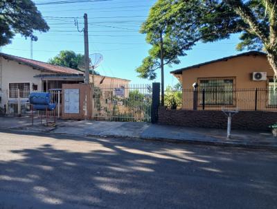 Casa para Locao, em Astorga, bairro Centro