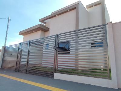 Casa para Venda, em Tangar da Serra, bairro CENTRO, 2 dormitrios, 1 banheiro, 1 sute, 1 vaga