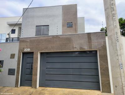 Casa para Venda, em Montes Claros, bairro IBITURUNA, 3 dormitrios, 2 banheiros, 1 sute, 2 vagas