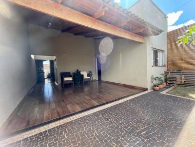 Casa para Venda, em Itumbiara, bairro Morumbi, 3 dormitórios, 1 banheiro, 1 suíte, 2 vagas
