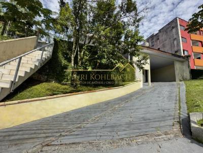 Sobrado Comercial para Venda, em Joinville, bairro Bom Retiro, 3 dormitrios, 2 banheiros, 1 sute, 2 vagas