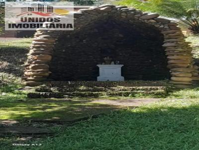 Sítio para Venda, em Itapecerica da Serra, bairro Potuverá, 3 dormitórios, 3 banheiros, 1 suíte, 4 vagas