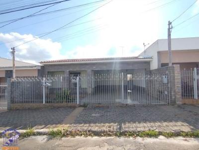 Casa para Venda, em Alfenas, bairro Residencial Morada do Sol, 3 dormitrios, 3 banheiros, 1 sute, 4 vagas