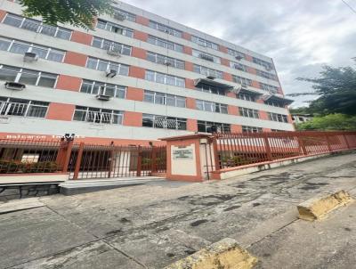 Apartamento para Venda, em Niterói, bairro Santa Rosa, 2 dormitórios, 1 banheiro