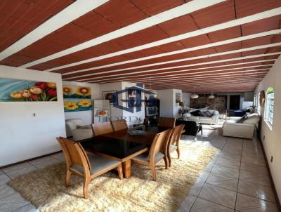 Casa Geminada para Venda, em Belo Horizonte, bairro Vila Cloris, 5 dormitrios, 1 banheiro, 1 sute, 2 vagas