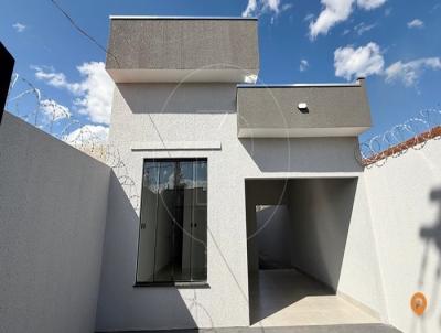 Casa para Venda, em Caldas Novas, bairro Nova Vila, 3 dormitórios, 2 banheiros, 1 suíte, 1 vaga