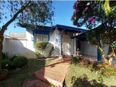 Casa para Venda, em Poos de Caldas, bairro Jardim das Azalias, 3 dormitrios, 2 banheiros, 1 sute, 1 vaga