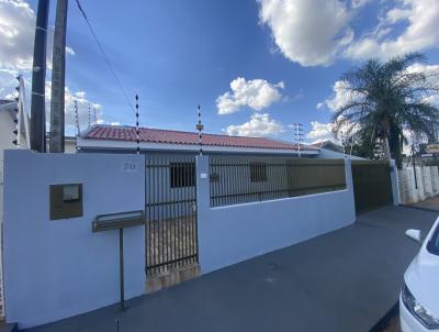 Casa para Venda, em Santo Antnio da Platina, bairro PQ JANDIRA, 3 dormitrios, 4 banheiros, 1 sute, 4 vagas