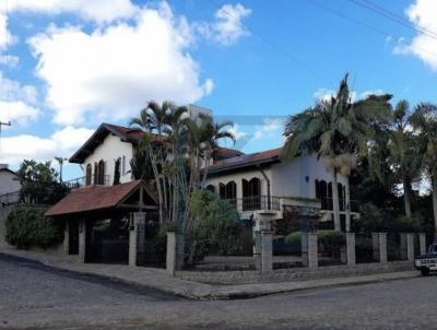 Casa para Venda, em Montenegro, bairro Centro, 5 dormitrios, 8 banheiros, 4 sutes, 4 vagas
