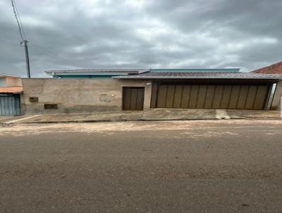 Casa para Venda, em Guaxup, bairro JARDIM AEROPORTO, 2 dormitrios, 2 banheiros, 1 sute, 2 vagas